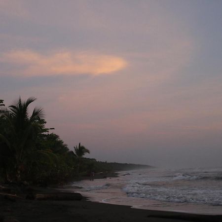 Magellan Boutique Hotel Cahuita Bagian luar foto